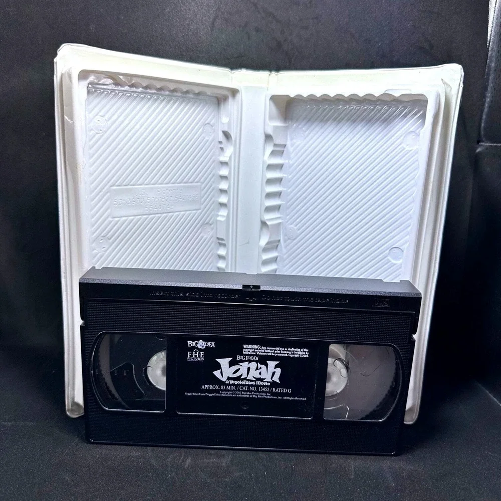 Jonah A VeggieTales Movie VHS 2002 Idea Artisan Holographic‎ Clamshell G Rated